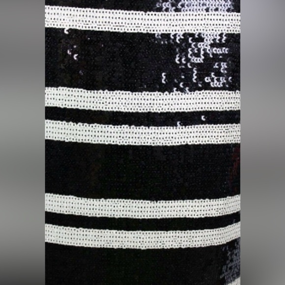 ALICE + OLIVIA Black Ivory Striped Sequin Embellished Rue Pencil Skirt - Picture 5 of 5